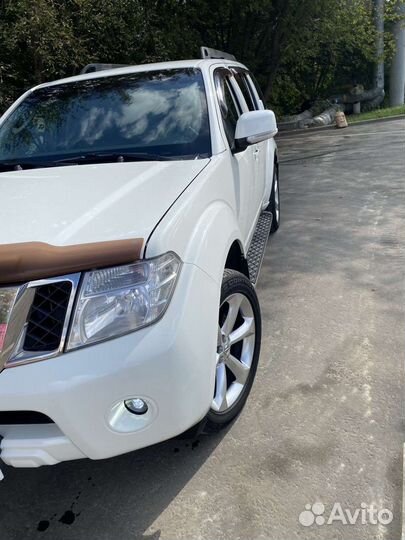 Nissan Pathfinder 2.5 AT, 2011, 265 000 км