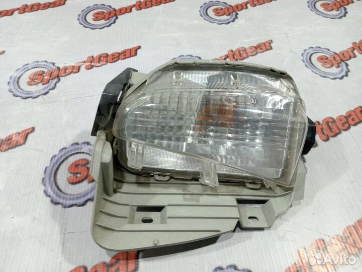 Поворотник правый Toyota Prius ZVW30 2zrfxe №218