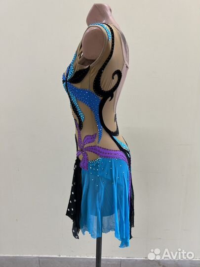 Костюм для фигурного катания