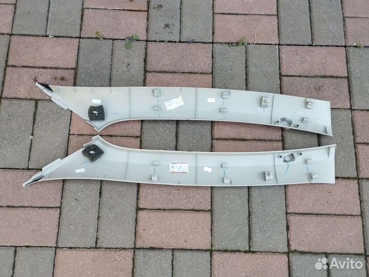 Обшивки стоек передние Citroen C4 B7 2013год