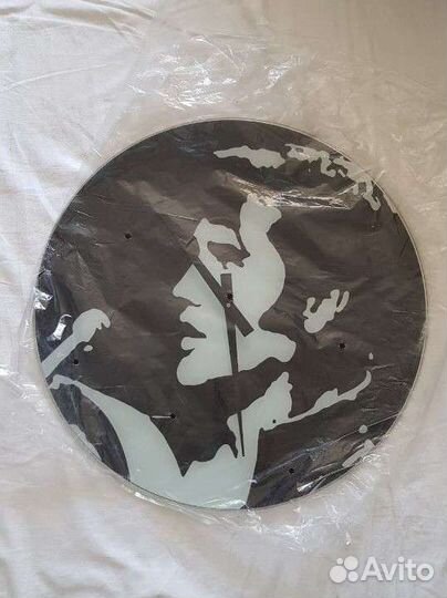 Часы настенные Elvis Presley