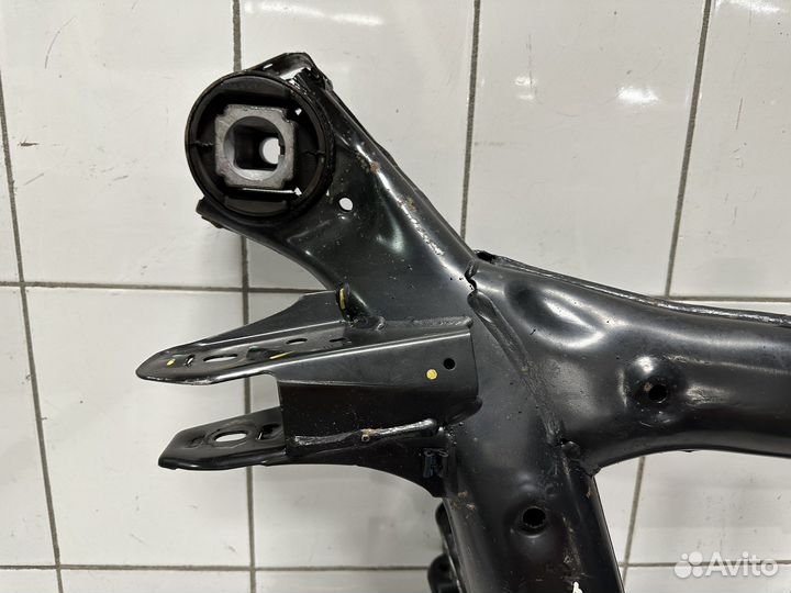 Подрамник задний BMW X5 E70 F15 X6 E71 F16