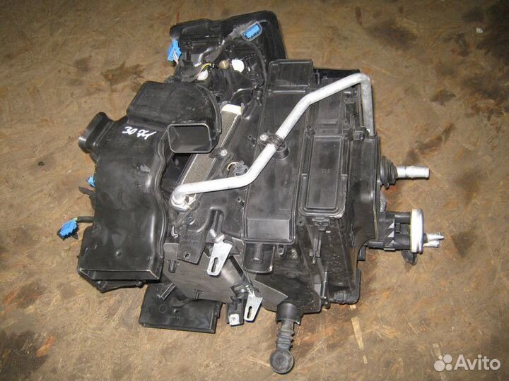 Корпус отопителя Audi A6 C6