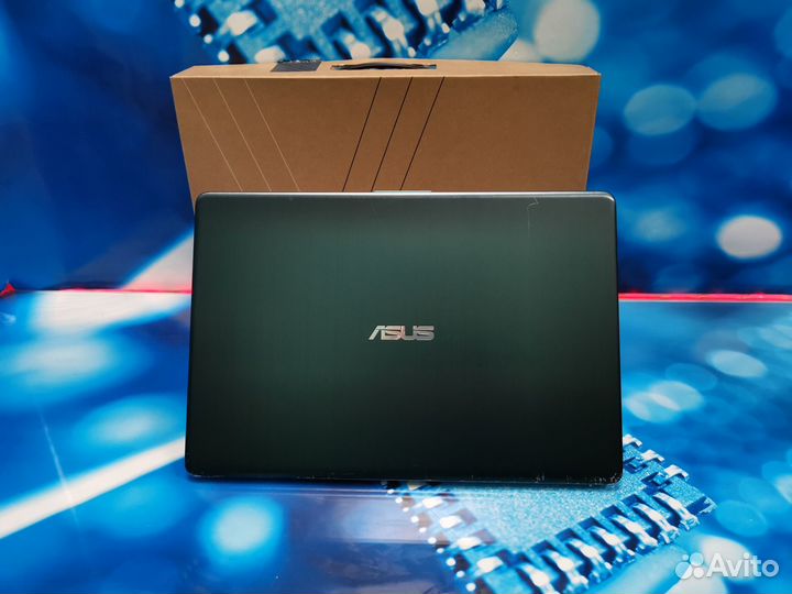 Мультимедийный Asus на i5 8250u / MX130