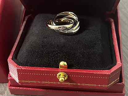 Золотое кольцо Cartier Trinity