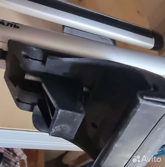 Поперечины на рейлинги largus