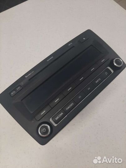 Автомагнитола