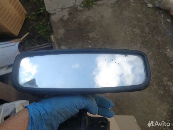 Зеркало длЯ автомобиля
