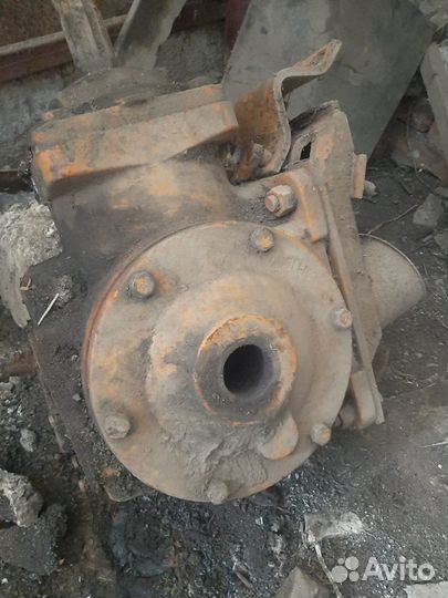 Редуктор на свекловичный культиватор кф-5.4