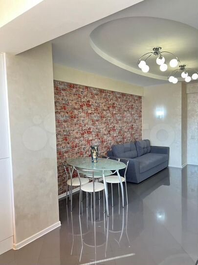 3-к. квартира, 82 м², 8/9 эт.