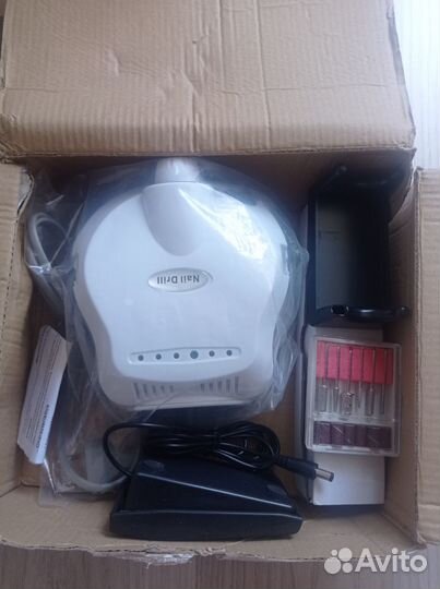 Аппарат для маникюра и педикюра