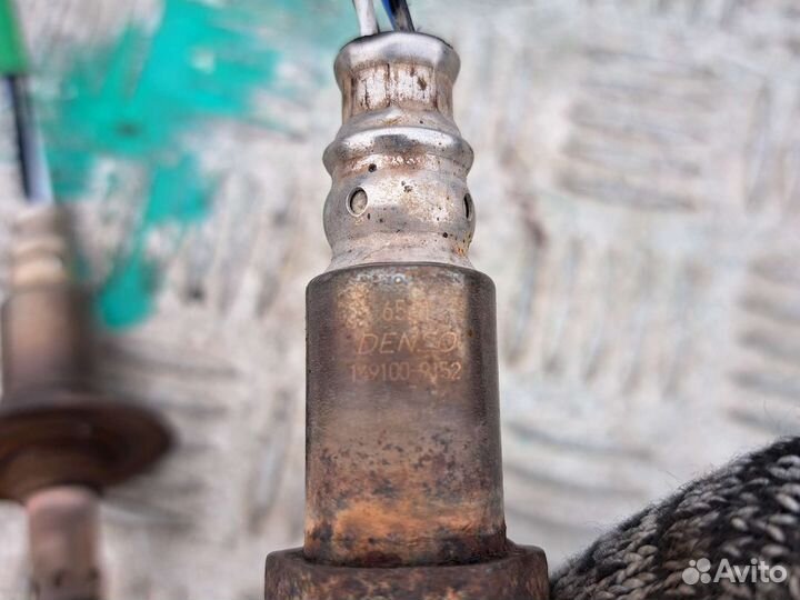 Датчик лямбда зонд Сузуки Гранд Витара 2.0 2011