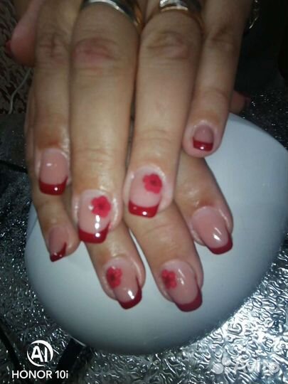 Наращивание ногтей