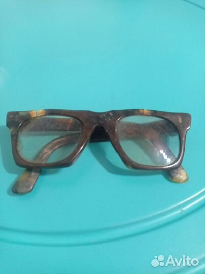 Очки старинные