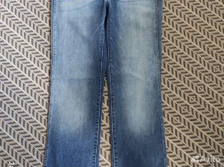 Новые женские джинсы Wrangler W32 L34