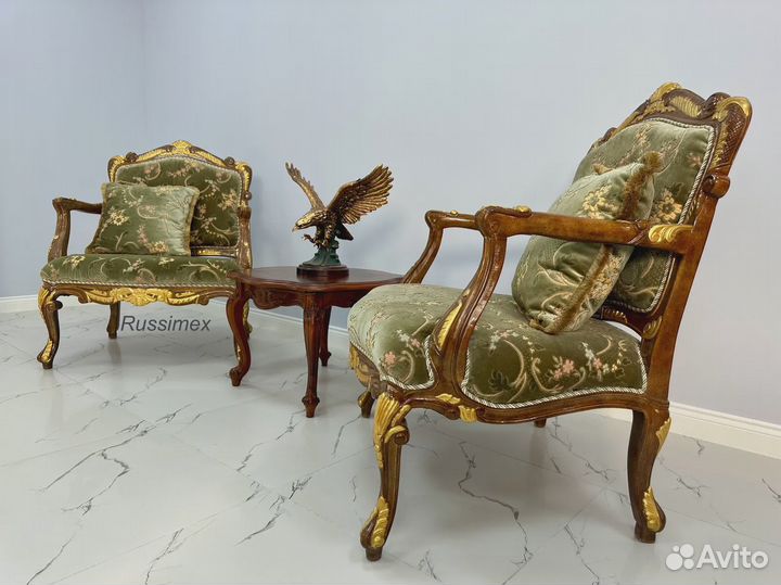 Кресло из массива