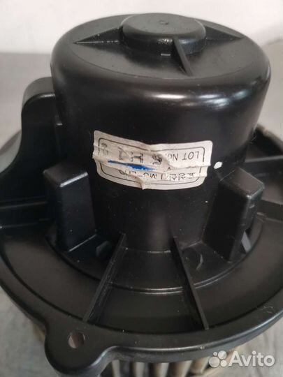 Мотор отопителя Киа Маджентис 2006г