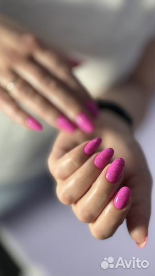 Модель на маникюр для преподавателя