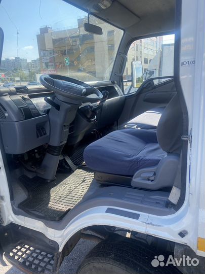 Mitsubishi Fuso Canter изотермический, 2013