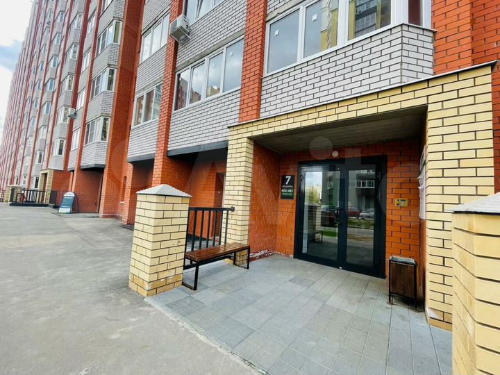 2-к. квартира, 69,1 м², 13/17 эт.