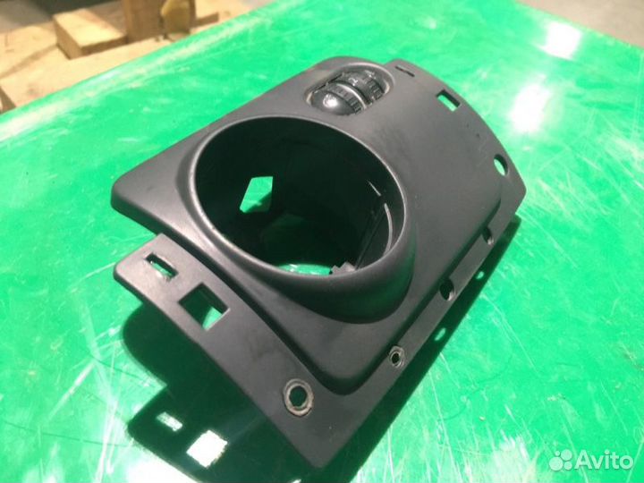 Накладка блока света Volkswagen Golf 5 Jetta 5