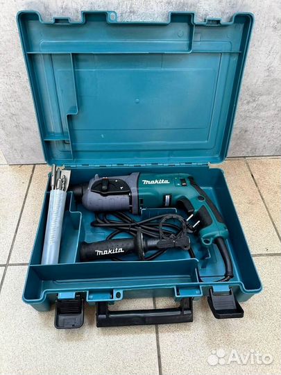 Перфоратор Makita HR 2470 новый