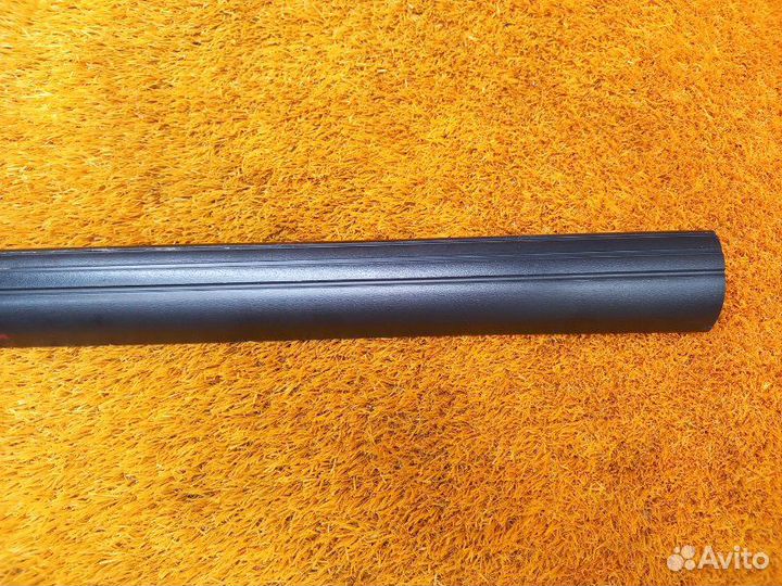 Накладка на порог салона передняя правая Bmw