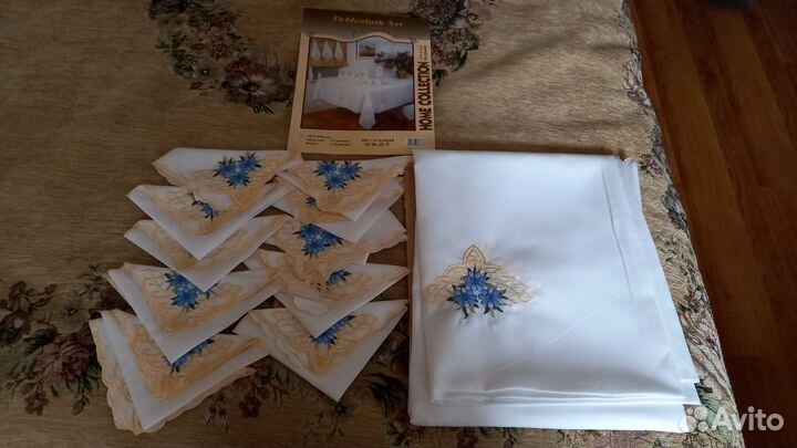 Скатерть с салфетками