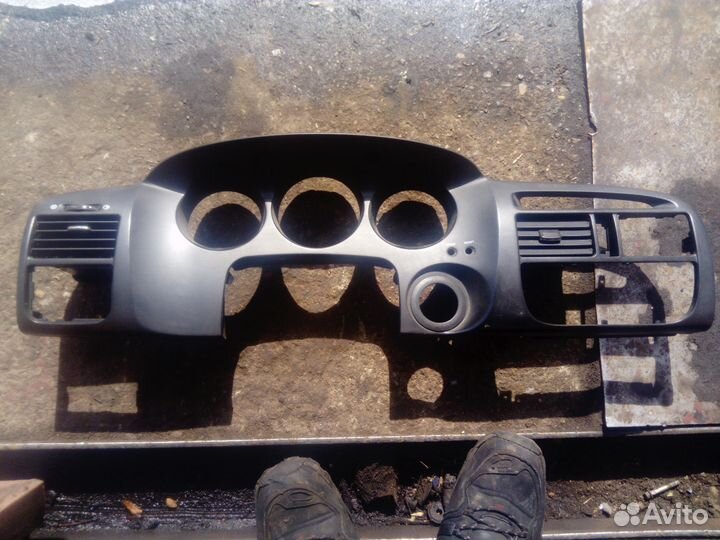 Накладка панели приборов Chevrolet Evanda