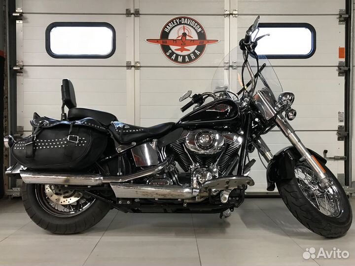 Harley-Davidson heritage softail classic 103