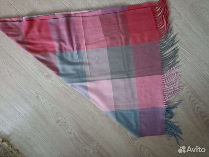 Шарфы и палантины