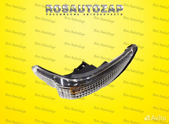 Поворотник в зеркало левый Toyota Camry 2012- V50