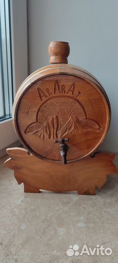 Бочонок для вина резьба, дерево