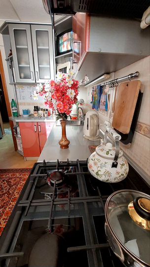 2-к. квартира, 47 м², 6/10 эт.