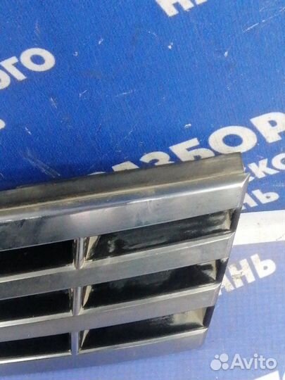 Решетка радиатора Kia Magentis седан 2005