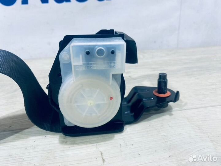 Ремень безопасности задний Kia Rio седан 1.4 G4FA