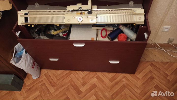Вязальная машина зингер Singer Memo-Matic + комод