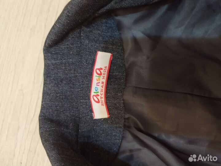 Жакет для девочки школьный новый