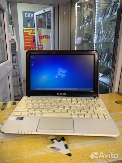Ноутбук Samsung NC110 (1024x600