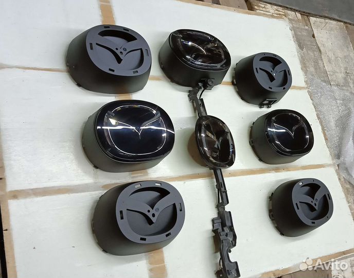 Эмблемы подиумы Mazda cx9