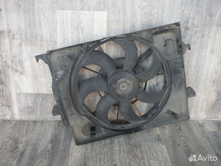 Диффузор вентилятор охлаждения hyundai Solaris 1