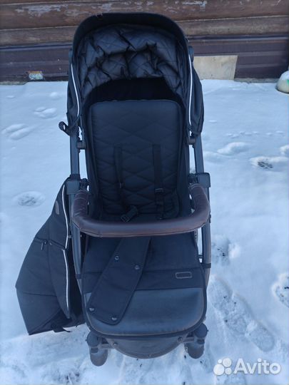 Прогулочная коляска bubago cross