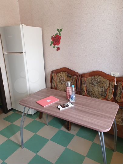 2-к. квартира, 53 м², 2/5 эт.