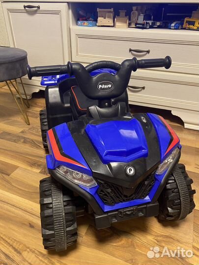 Детский квадроцикл на аккумуляторе