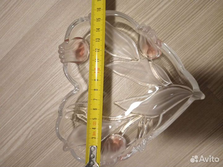 Вазочки, фруктовницы, конфетницы Сердце