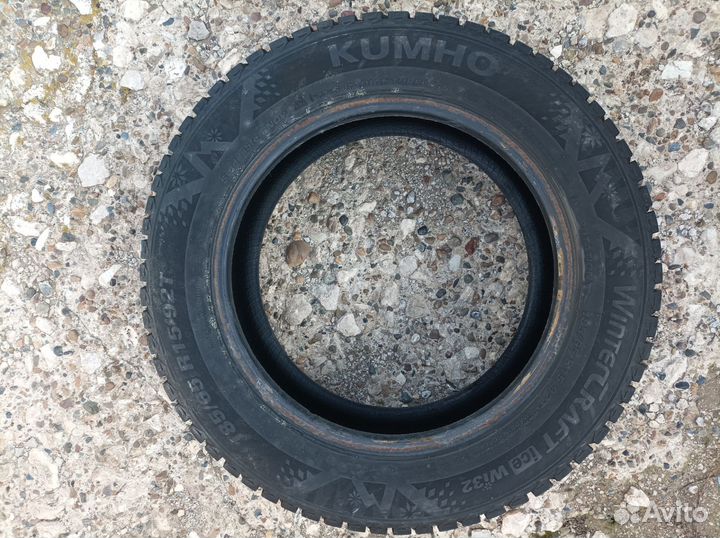 Kumho WinterCraft Ice Wi32 185/65 R15 92T