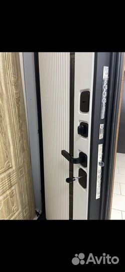 Дверь входная