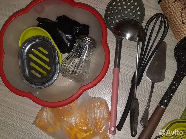 Пакетом горшочки терка формочки салатник и др