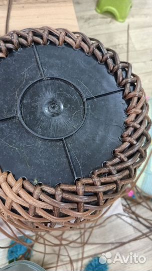 Кашпо из ротанга