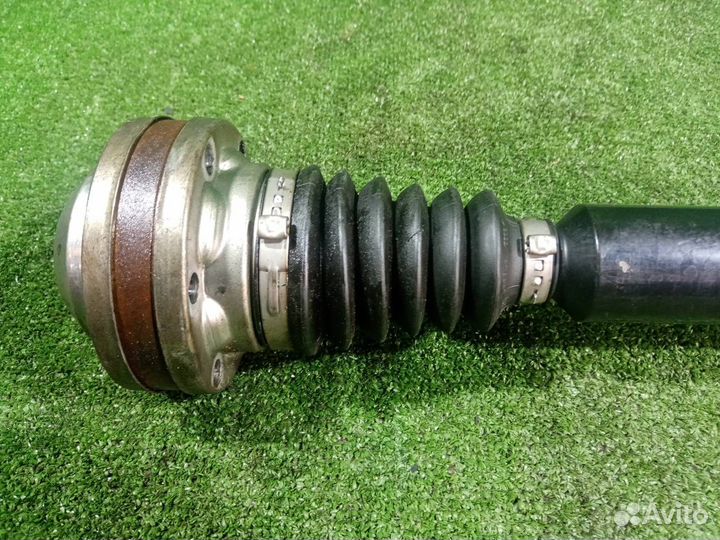 Привод передний правый Volkswagen Golf 6 caxa